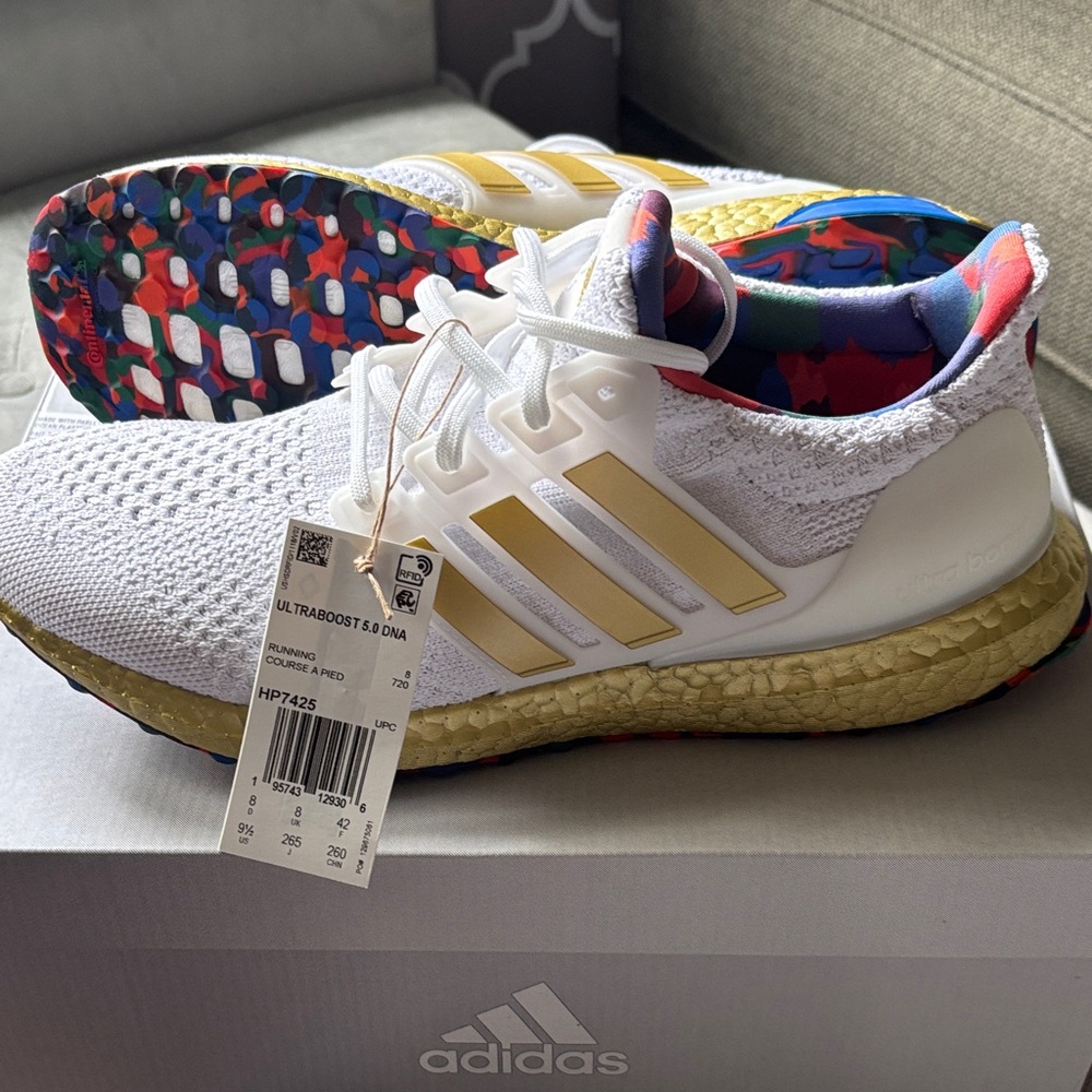 Adidas Ultraboost 5.0 DNA White with Gold Accents - NIB